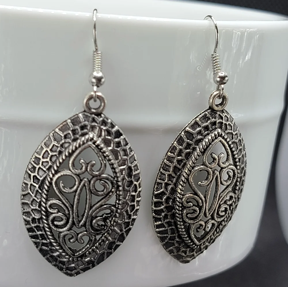 Filigree Drop Earrings Marquise